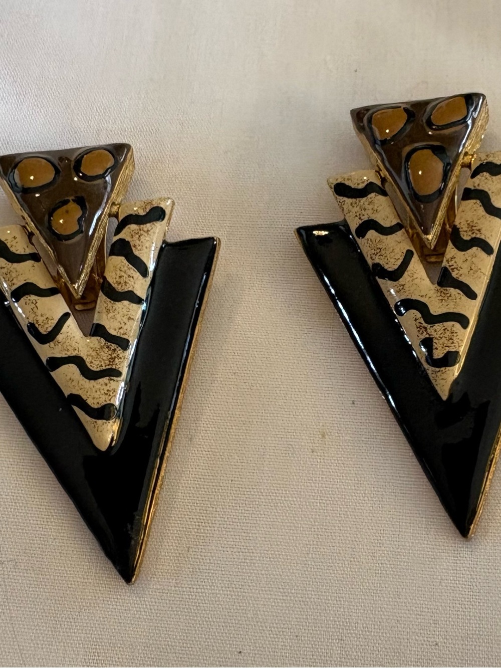 Source Unknown Black and Gold Geometric Triangle Hair Clips - Women Accessories
